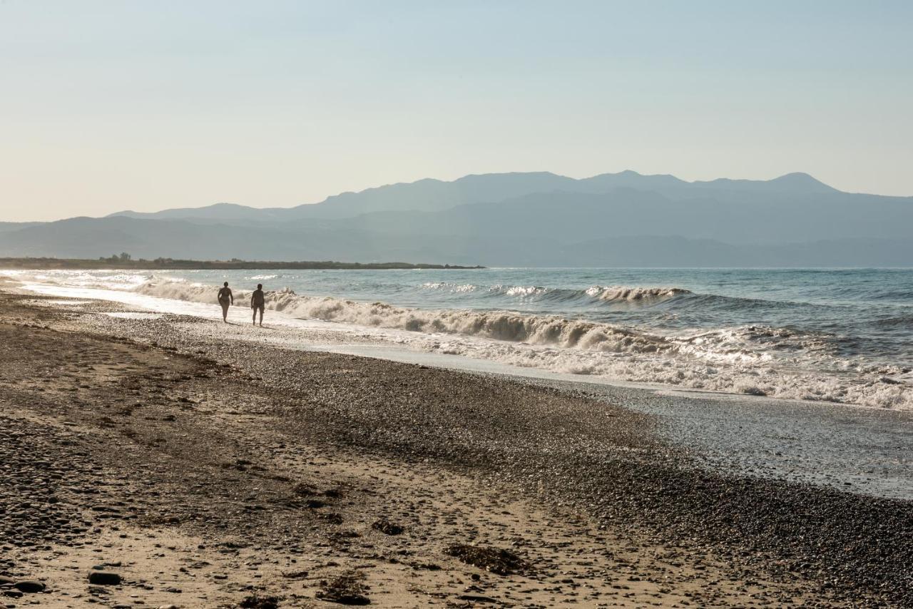 Gt Beach Maleme Eksteriør billede
